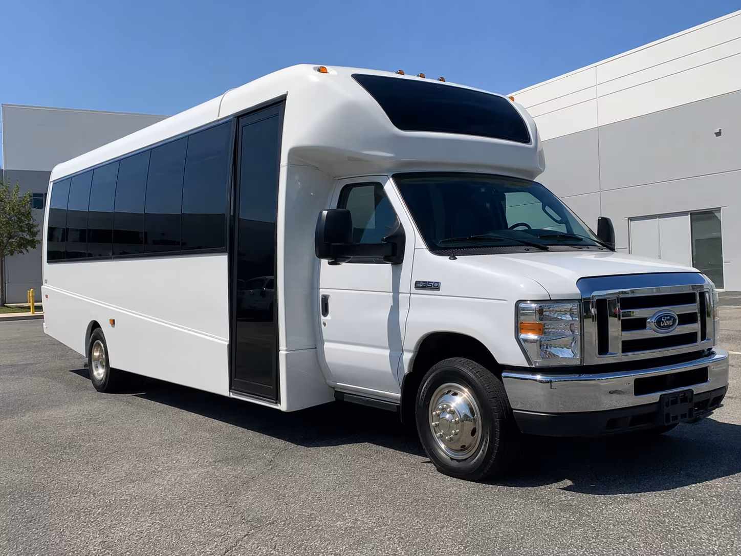 college campus tour buses for sparks and reno high school students