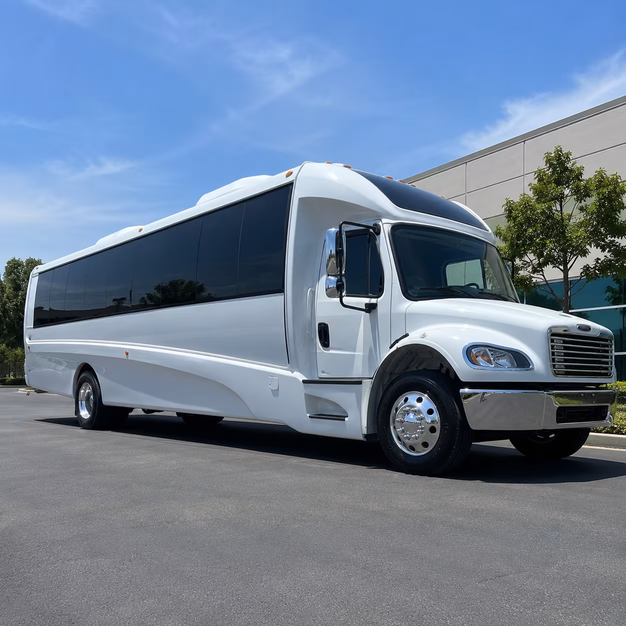 concert bus rentals for groups heading to outdoor amphitheaters near sparks